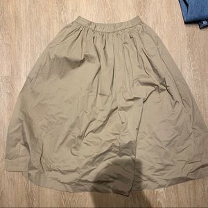 Uniqlo midi skirt